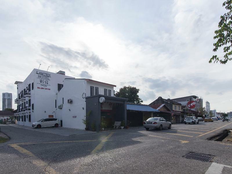 Lawten Hotel Malacca Exterior photo